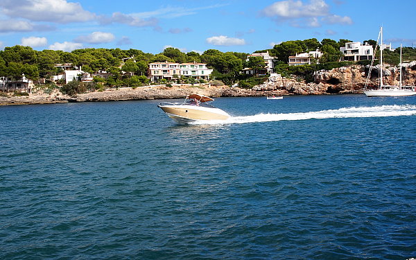 motoryacht